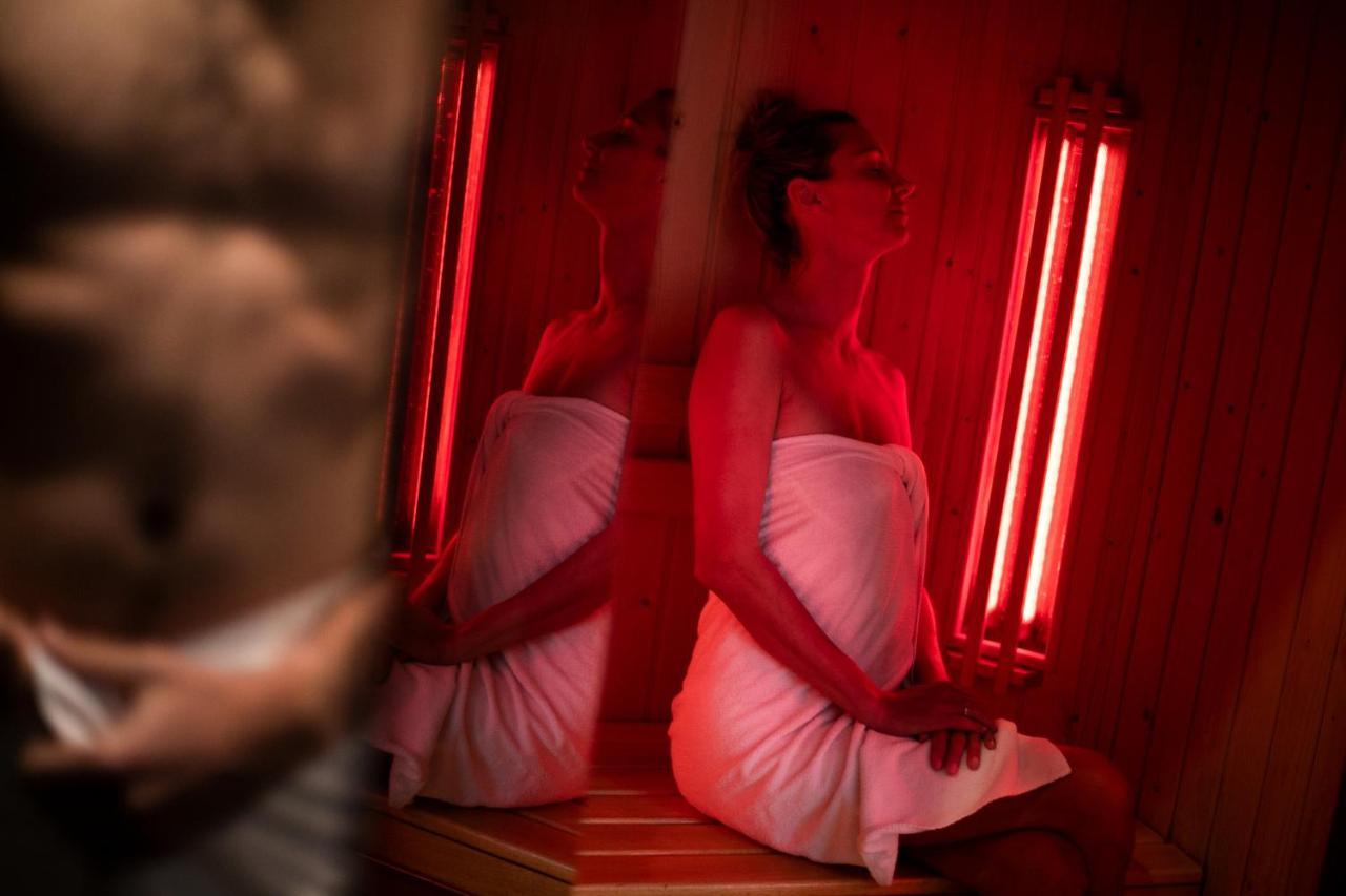 Osrodek Wypoczynkowy Balt-Tur Feel Well Resort Jastrzębia Góra Екстериор снимка