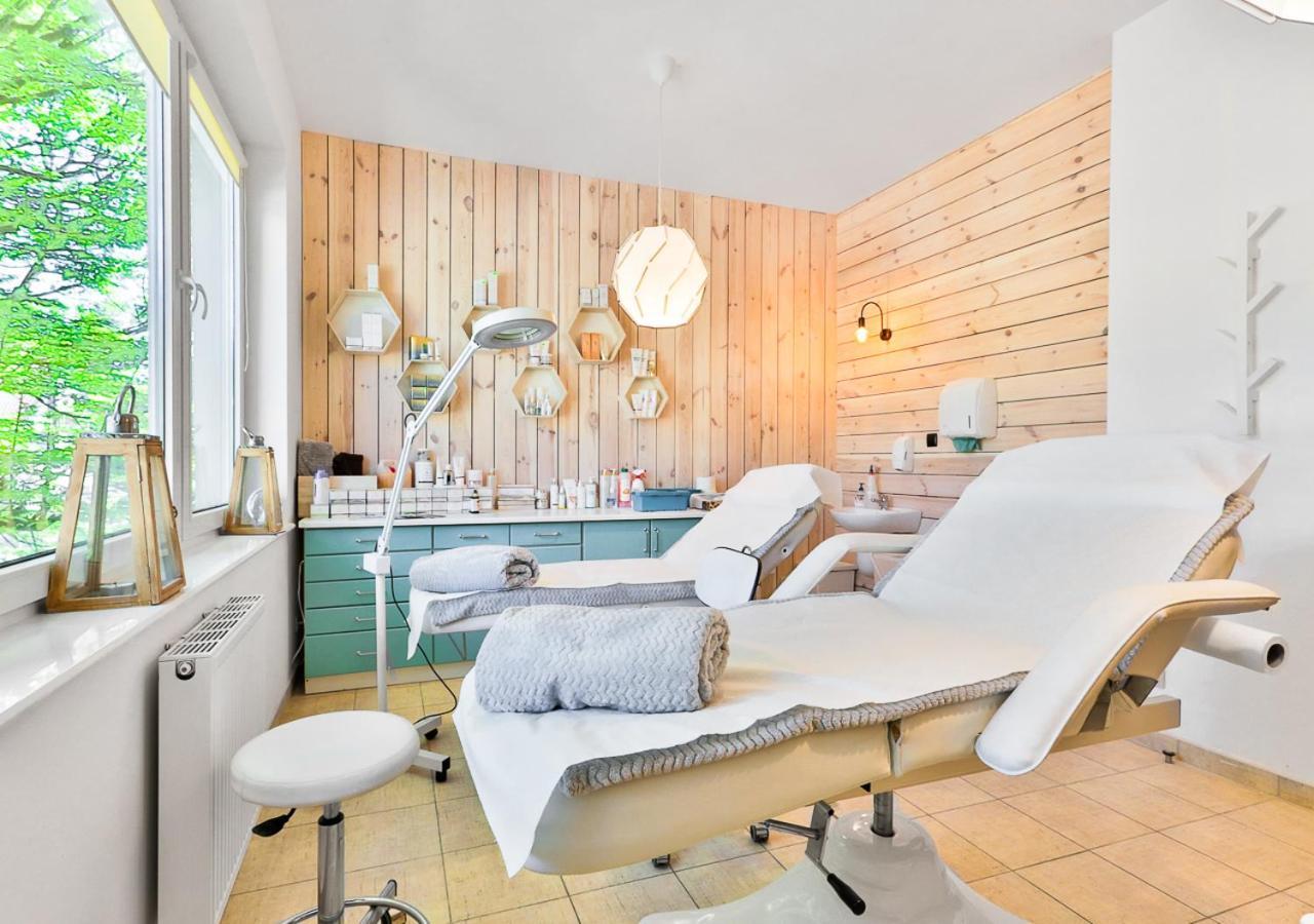 Osrodek Wypoczynkowy Balt-Tur Feel Well Resort Jastrzębia Góra Екстериор снимка