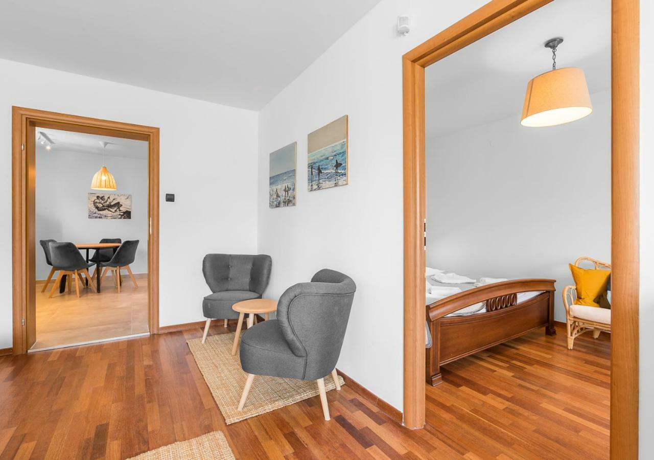 Osrodek Wypoczynkowy Balt-Tur Feel Well Resort Jastrzębia Góra Екстериор снимка